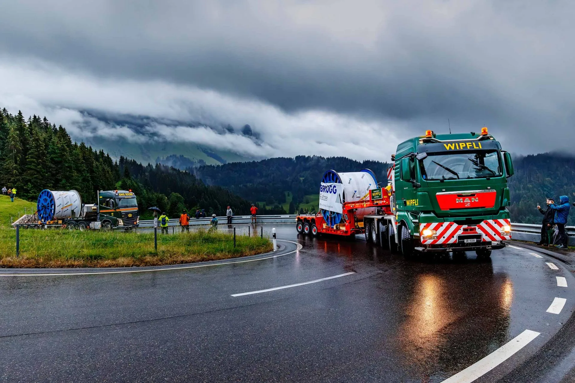 Cable transport